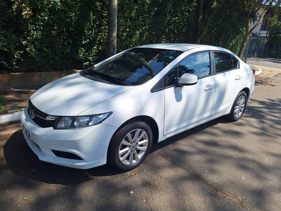 HONDA CIVIC 1.8 LXS 16V FLEX 4P AUTOMÁTICO